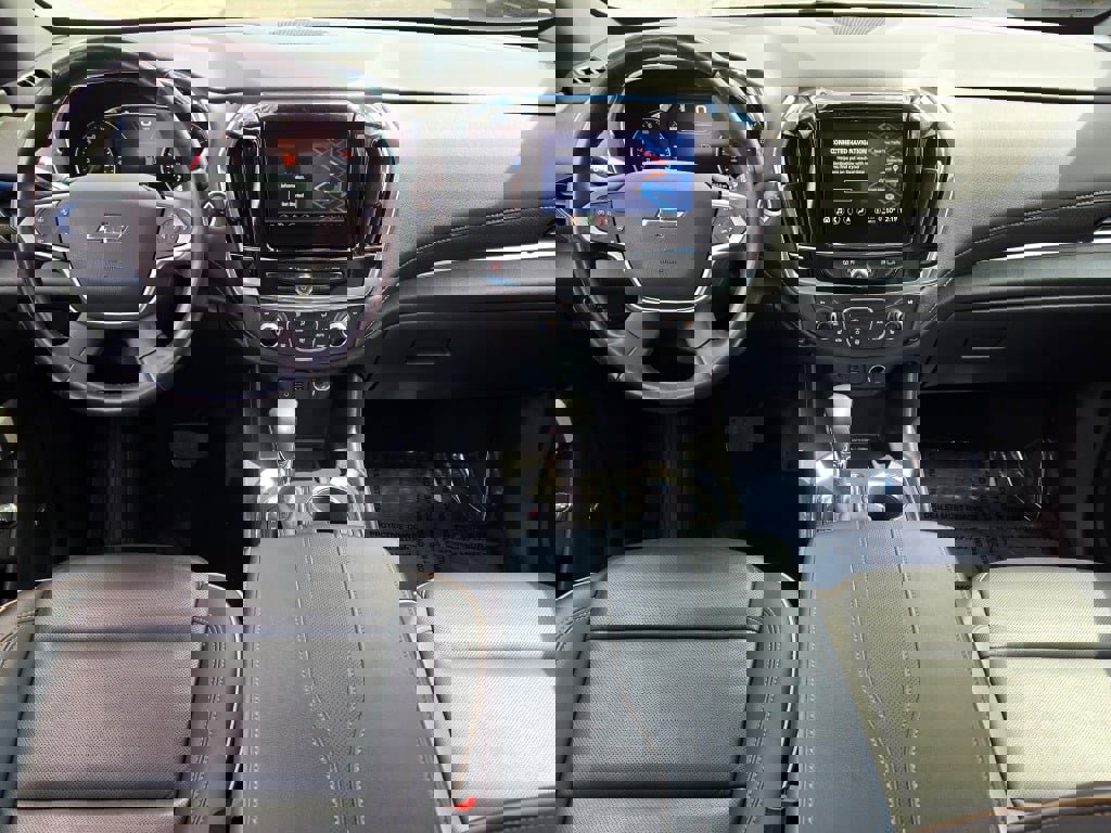 Used 2023 Chevrolet Traverse Premier w/ Redline Edition image 22