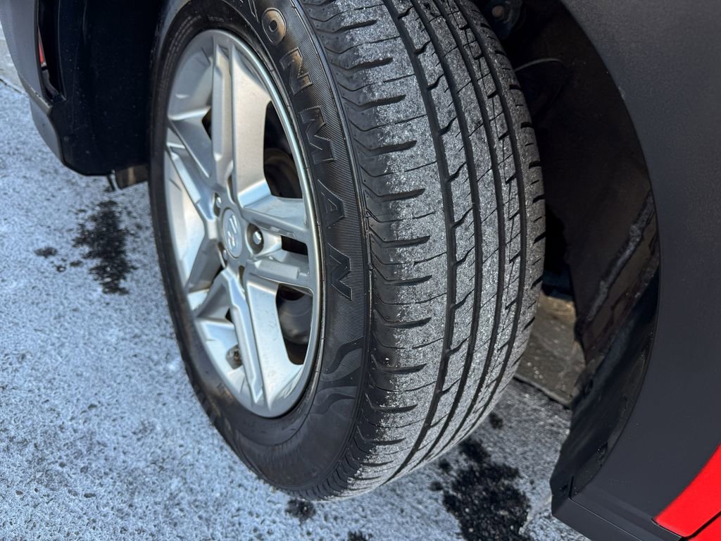 Used 2020 Hyundai Kona SE image 34