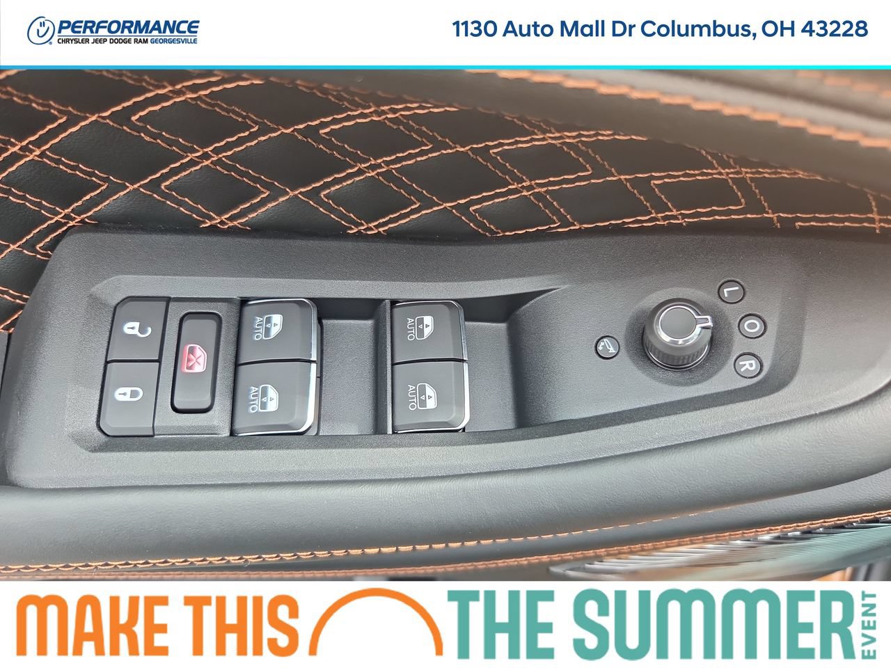 New 2026 Jeep Grand Cherokee L Summit w/ Obsidian Package AWD/4WD image 25
