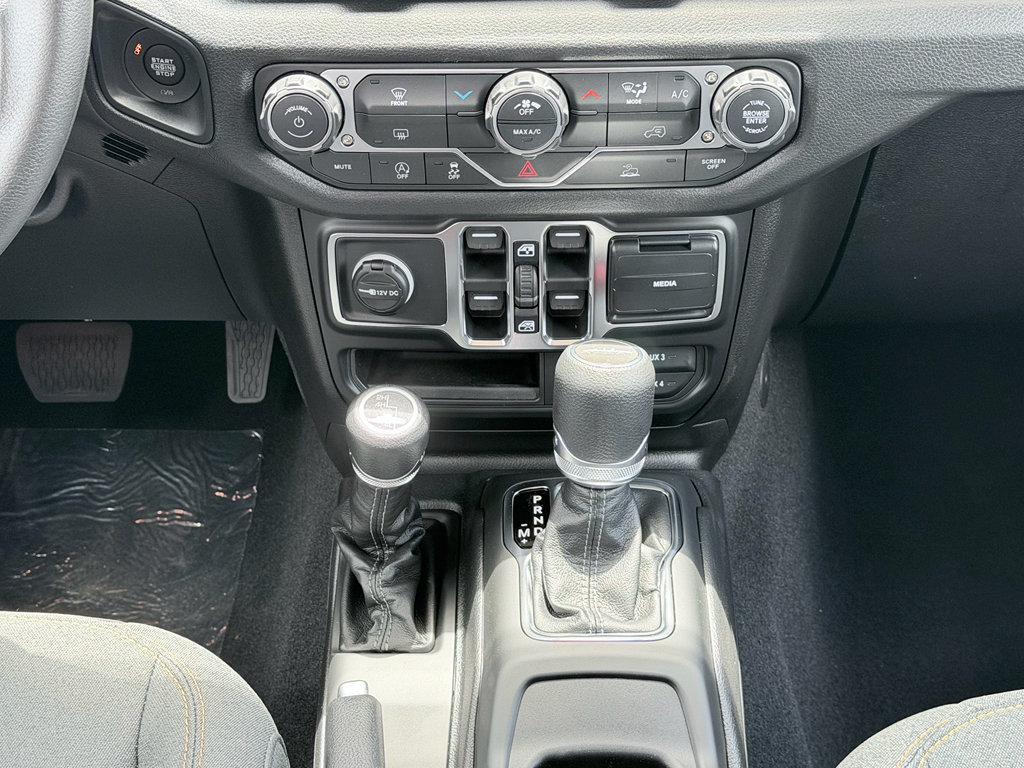 New 2026 Jeep Gladiator Sport AWD/4WD image 17