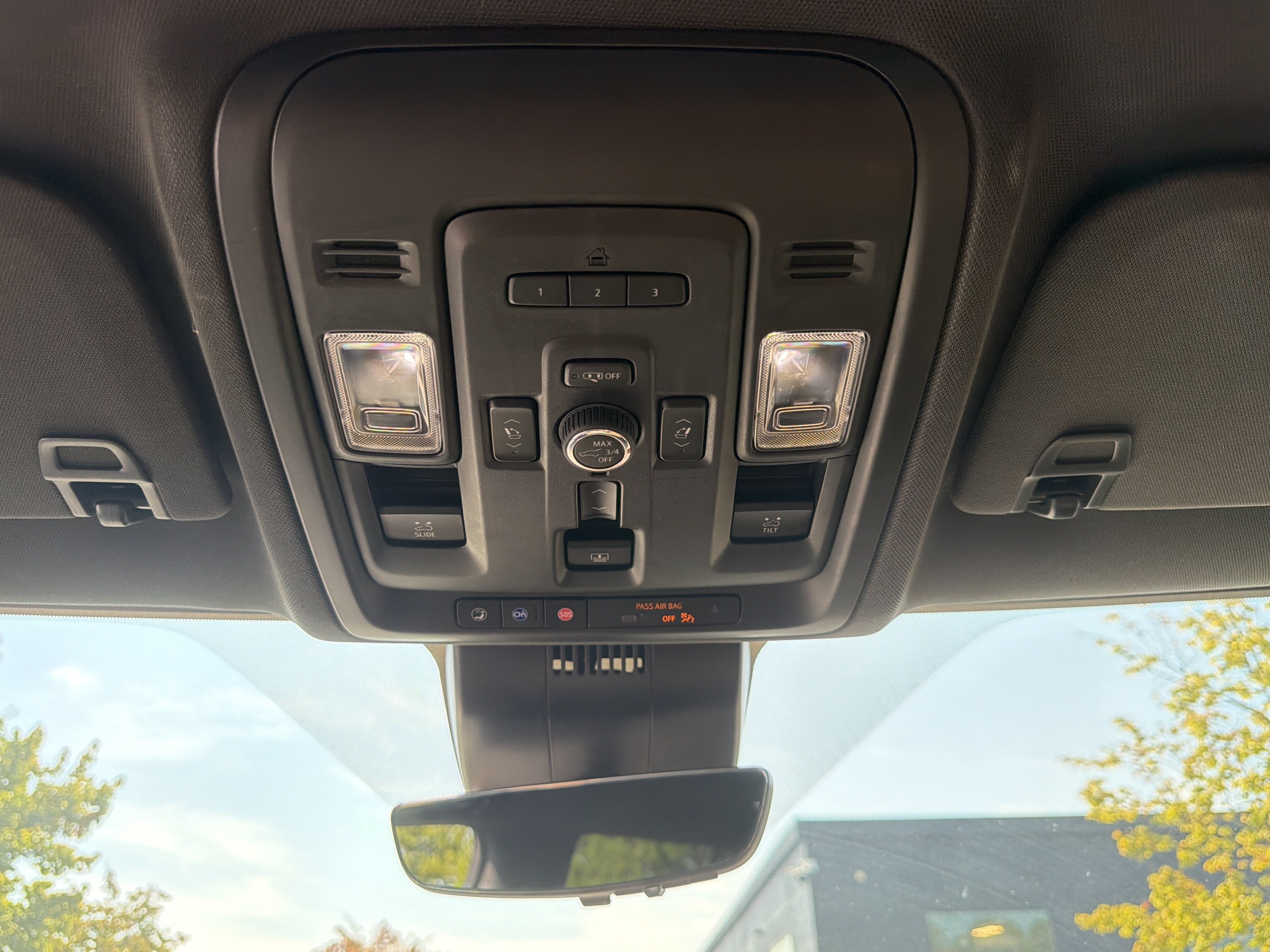 Used 2023 Chevrolet Tahoe High Country w/ Advanced Technology Package AWD/4WD image 28