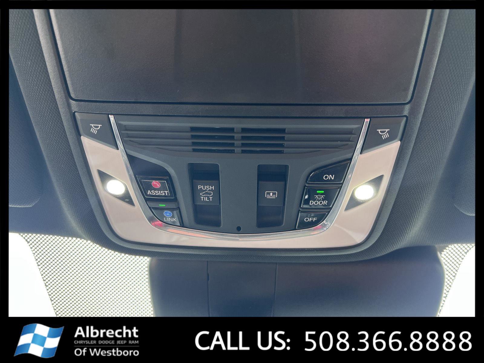 Used 2020 Acura RDX A-Spec AWD/4WD image 31