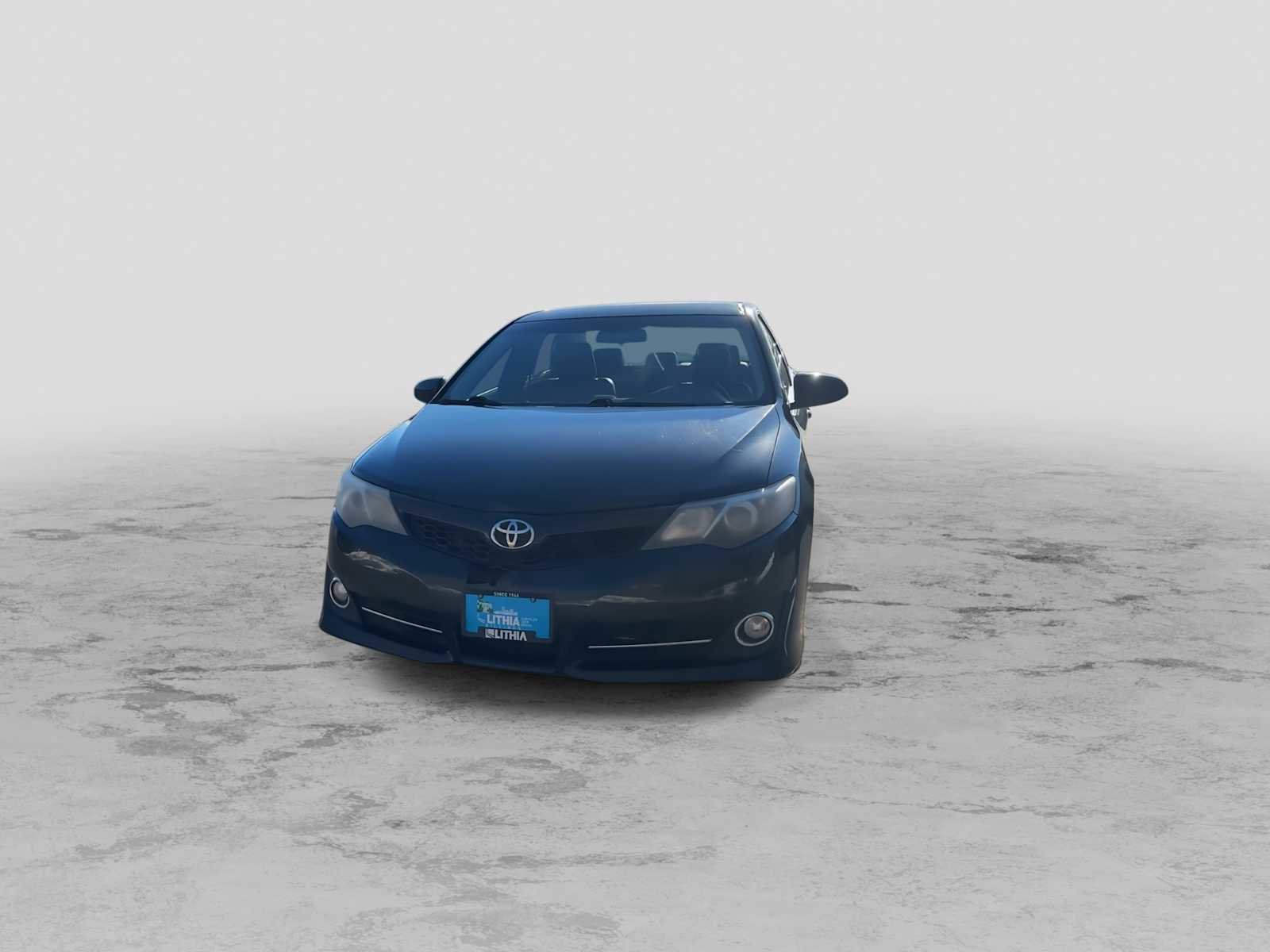 Used 2013 Toyota Camry SE image 3