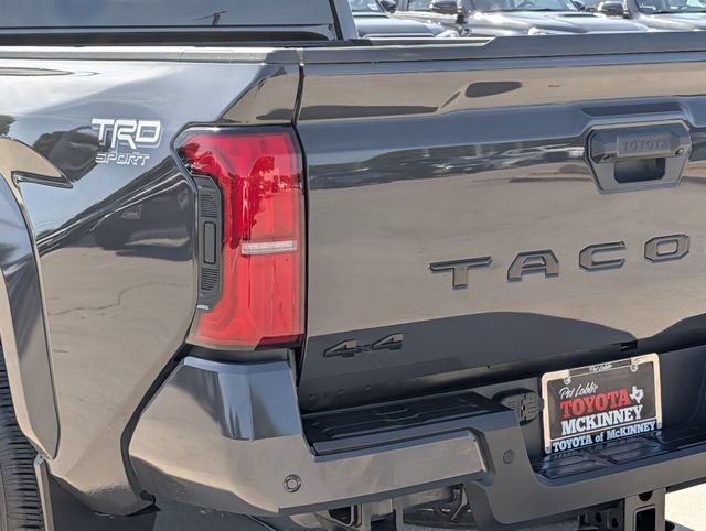 Used 2024 Toyota Tacoma TRD Sport w/ TRD Sport Premium Package AWD/4WD image 8