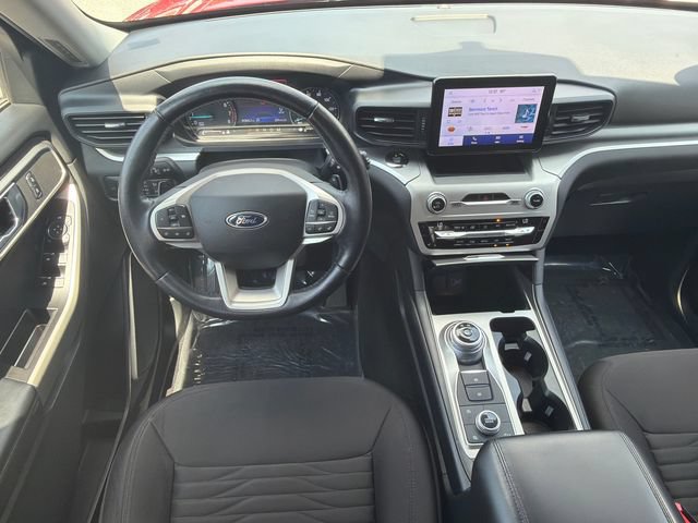 Certified 2020 Ford Explorer XLT w/ Comfort Package AWD/4WD image 26