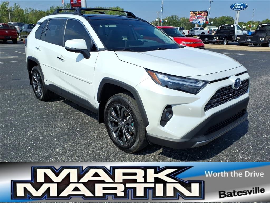 Used 2023 Toyota RAV4 Limited image 1
