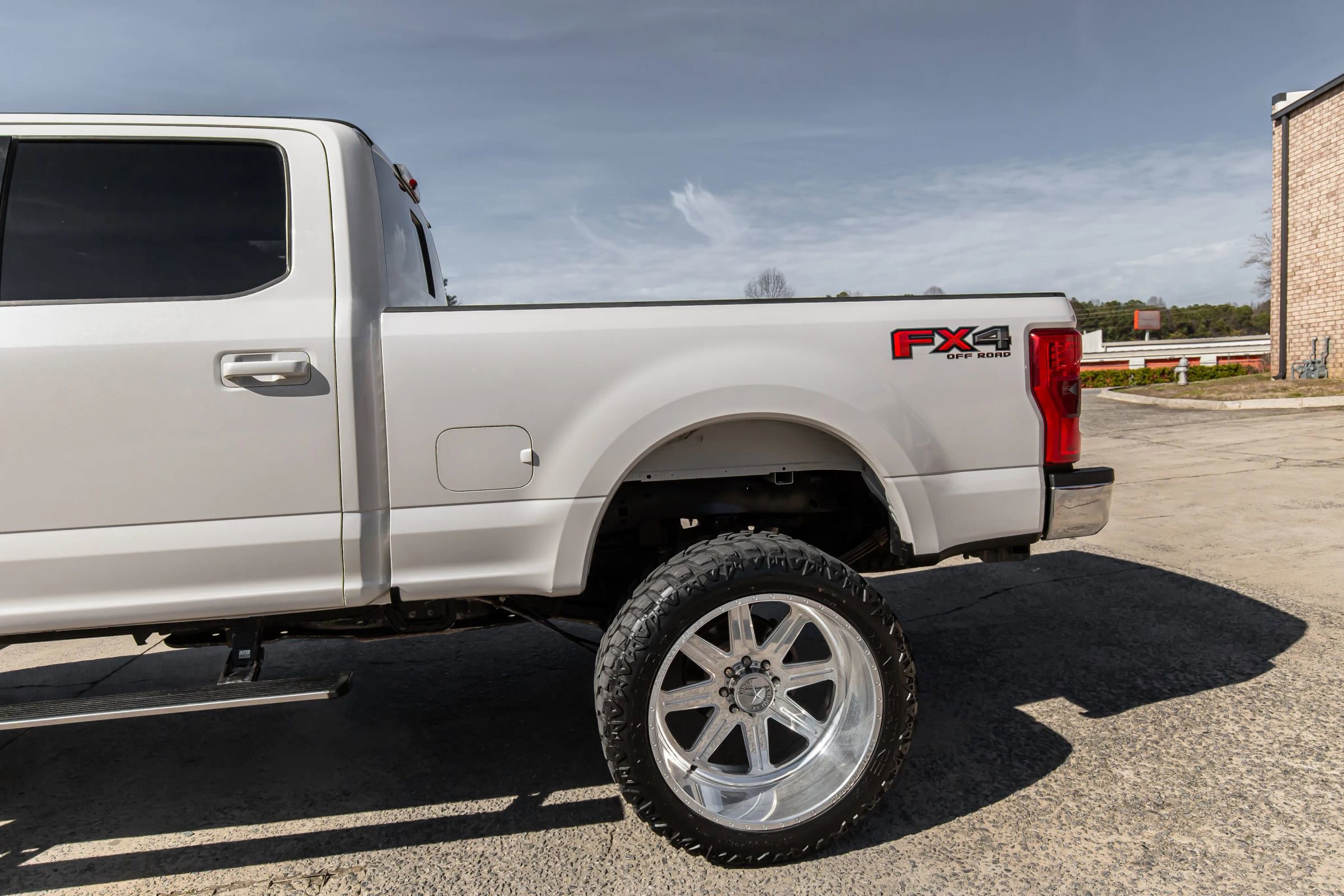 Used 2018 Ford F250 Lariat w/ Lariat Ultimate Package image 8
