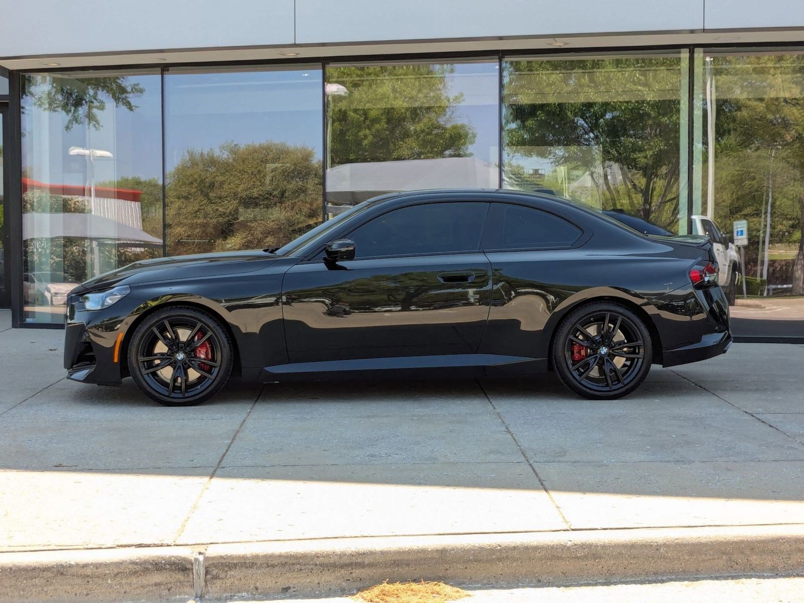Used 2025 BMW M240i Coupe w/ Premium Package video 2