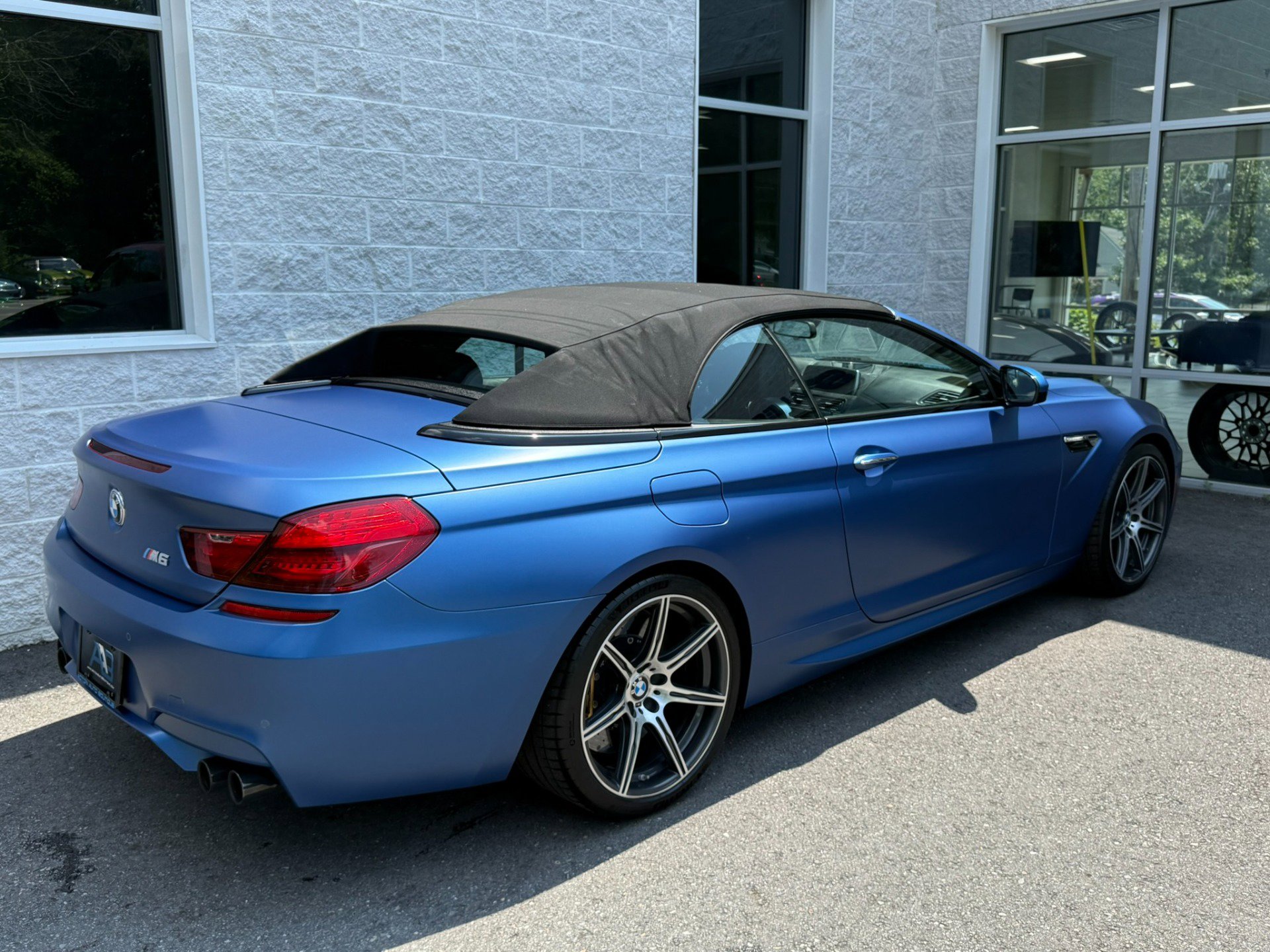 Used 2014 BMW M6 Convertible RWD image 41