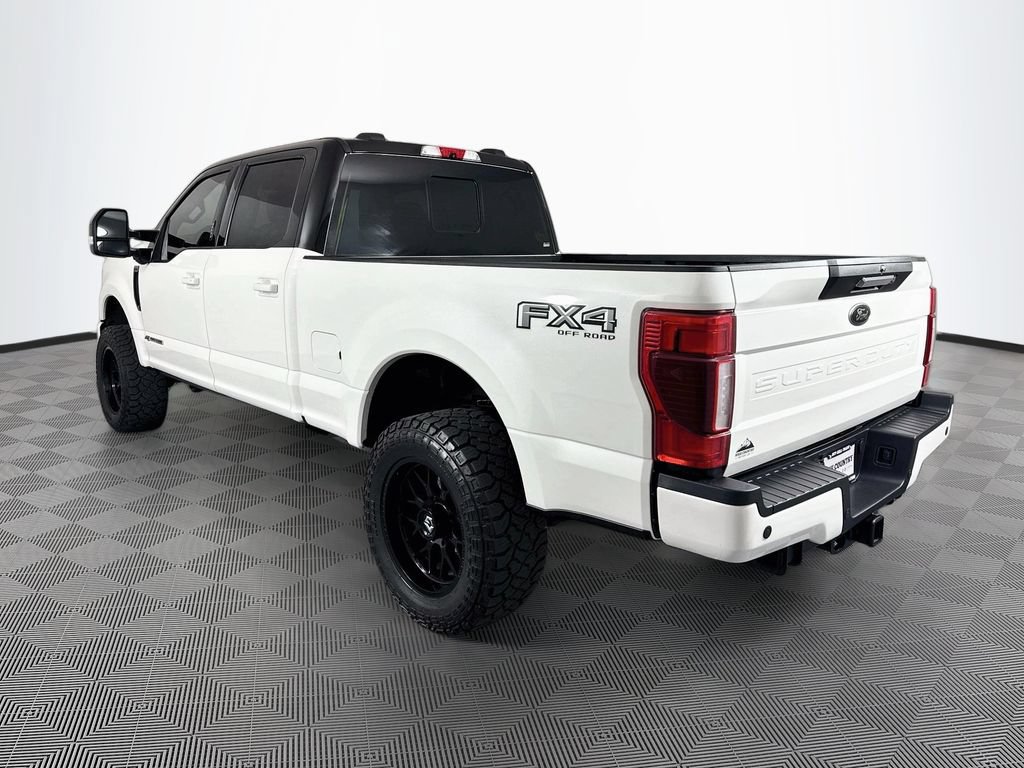 Used 2022 Ford F350 Lariat w/ Black Appearance Package AWD/4WD image 5