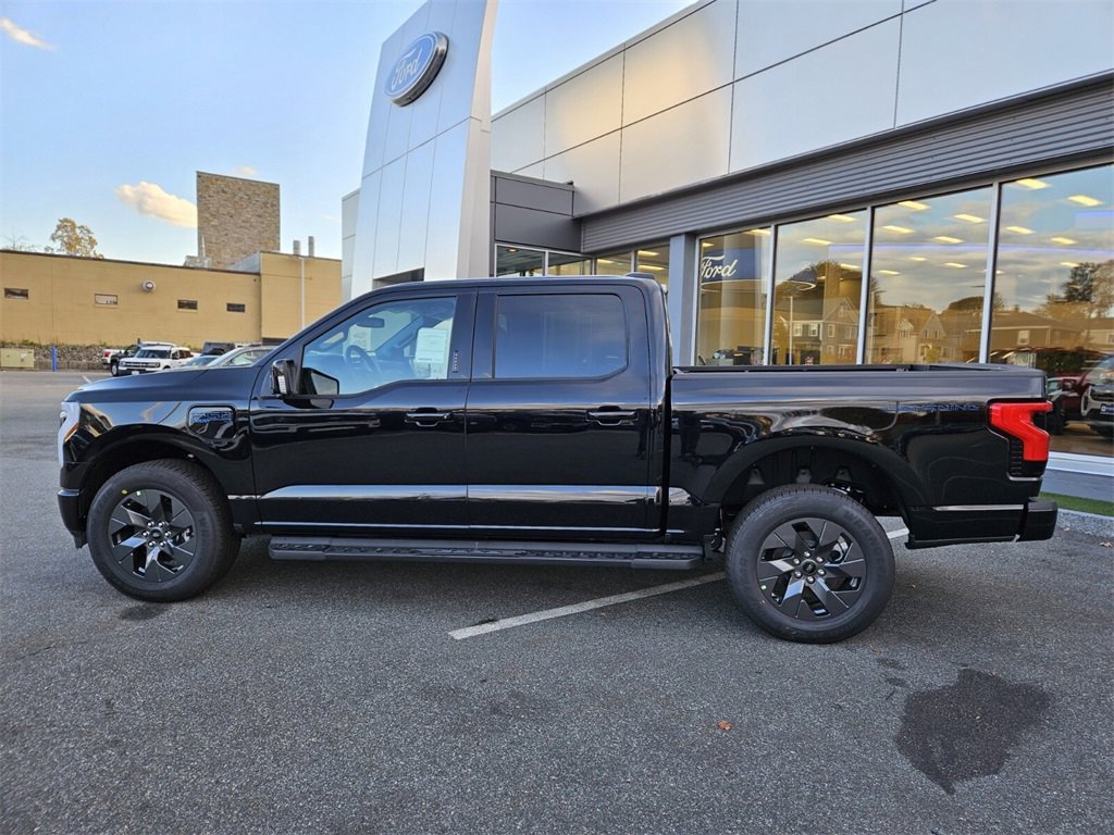 New 2025 Ford F150 Lightning Lariat image 2