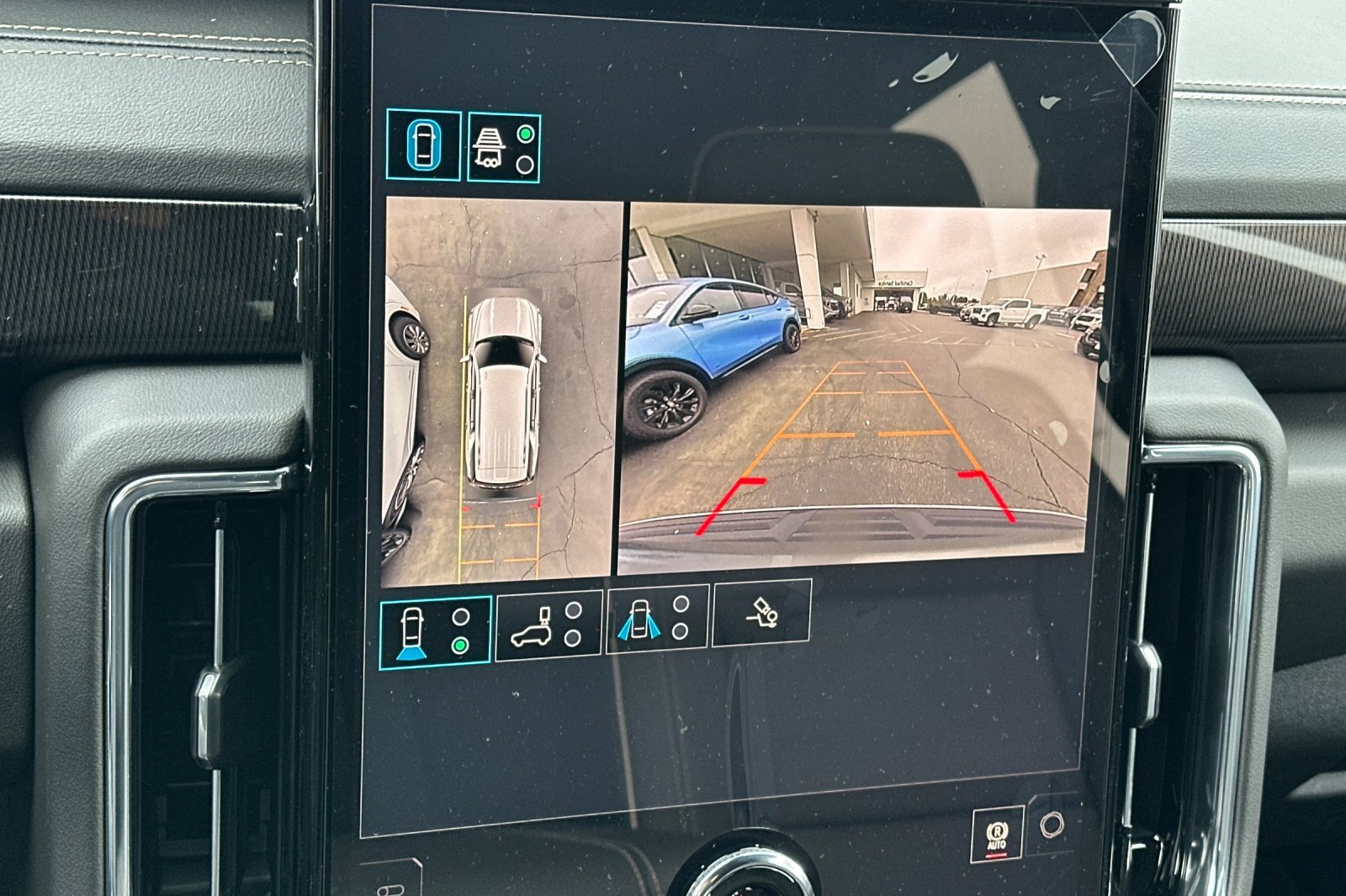 New 2026 GMC Yukon Elevation image 19