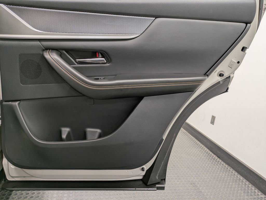 Certified 2025 MAZDA CX-90 3.3 Turbo w/ Preferred Package image 26