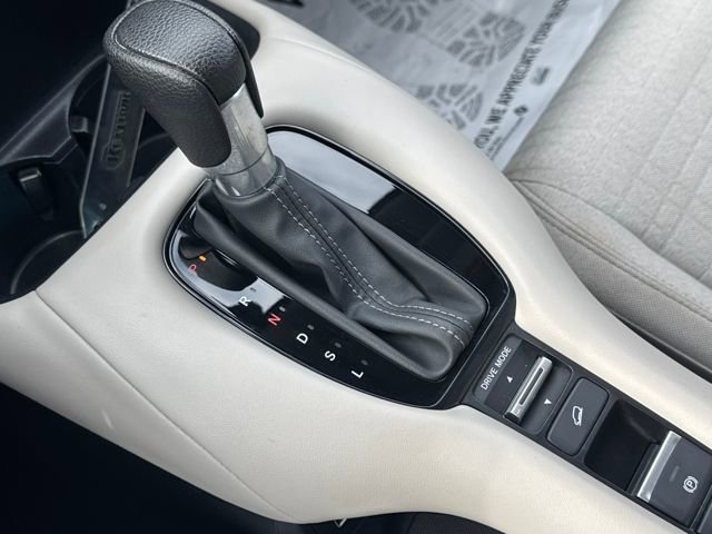 Certified 2023 Honda HR-V LX image 12