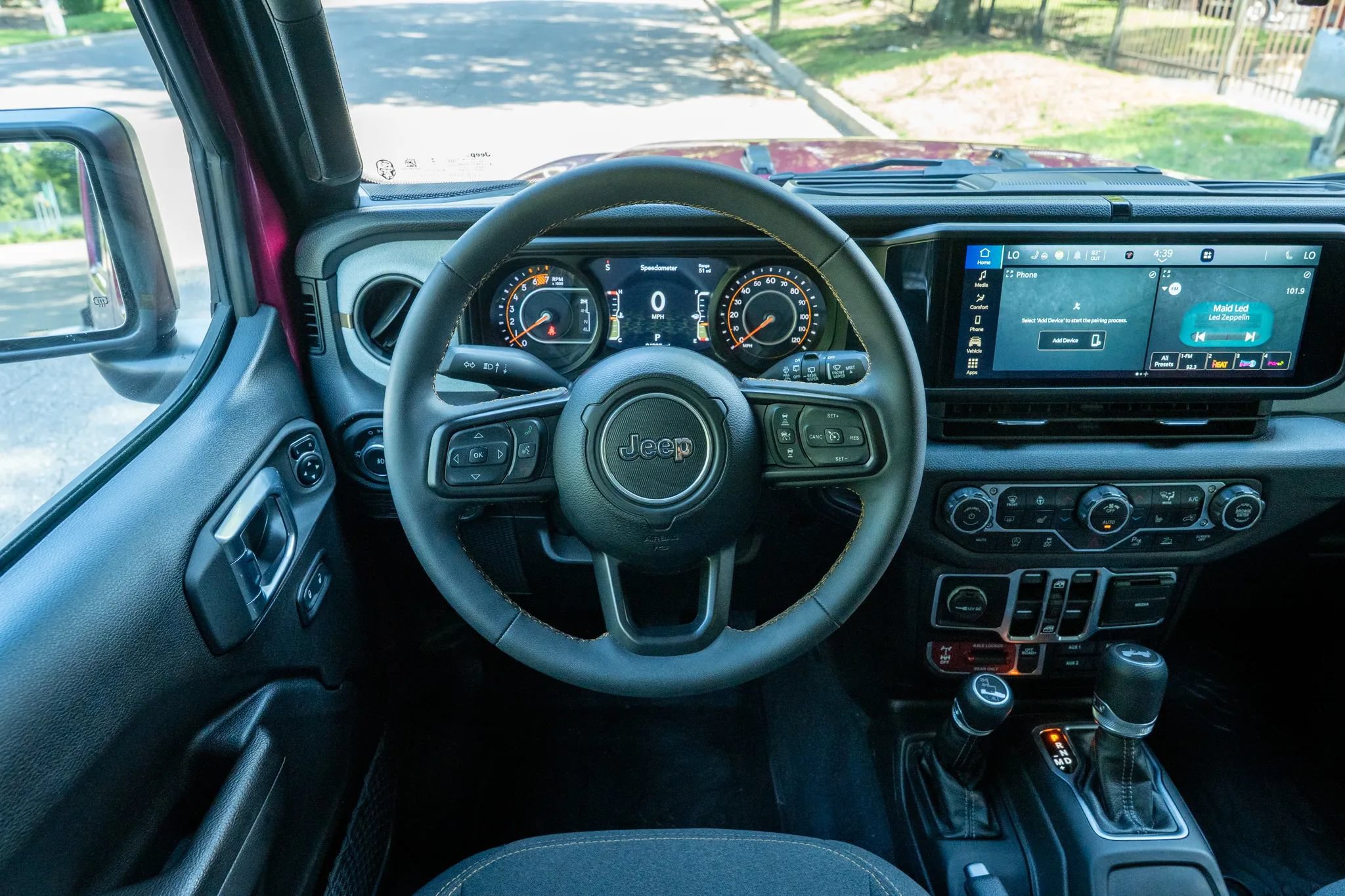Used 2024 Jeep Wrangler Unlimited Sport AWD/4WD image 18