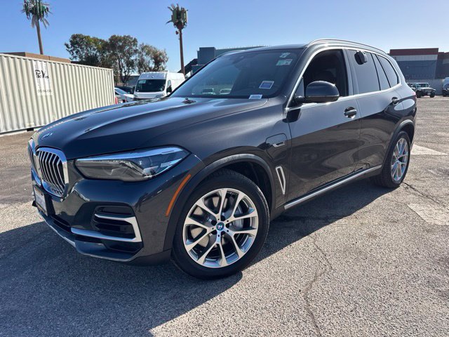 Used 2022 BMW X5 xDrive45e w/ Climate Comfort Package AWD/4WD image 13