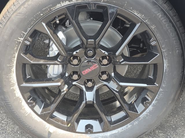 New 2026 GMC Yukon Elevation w/ Elevation Premium Package AWD/4WD image 13