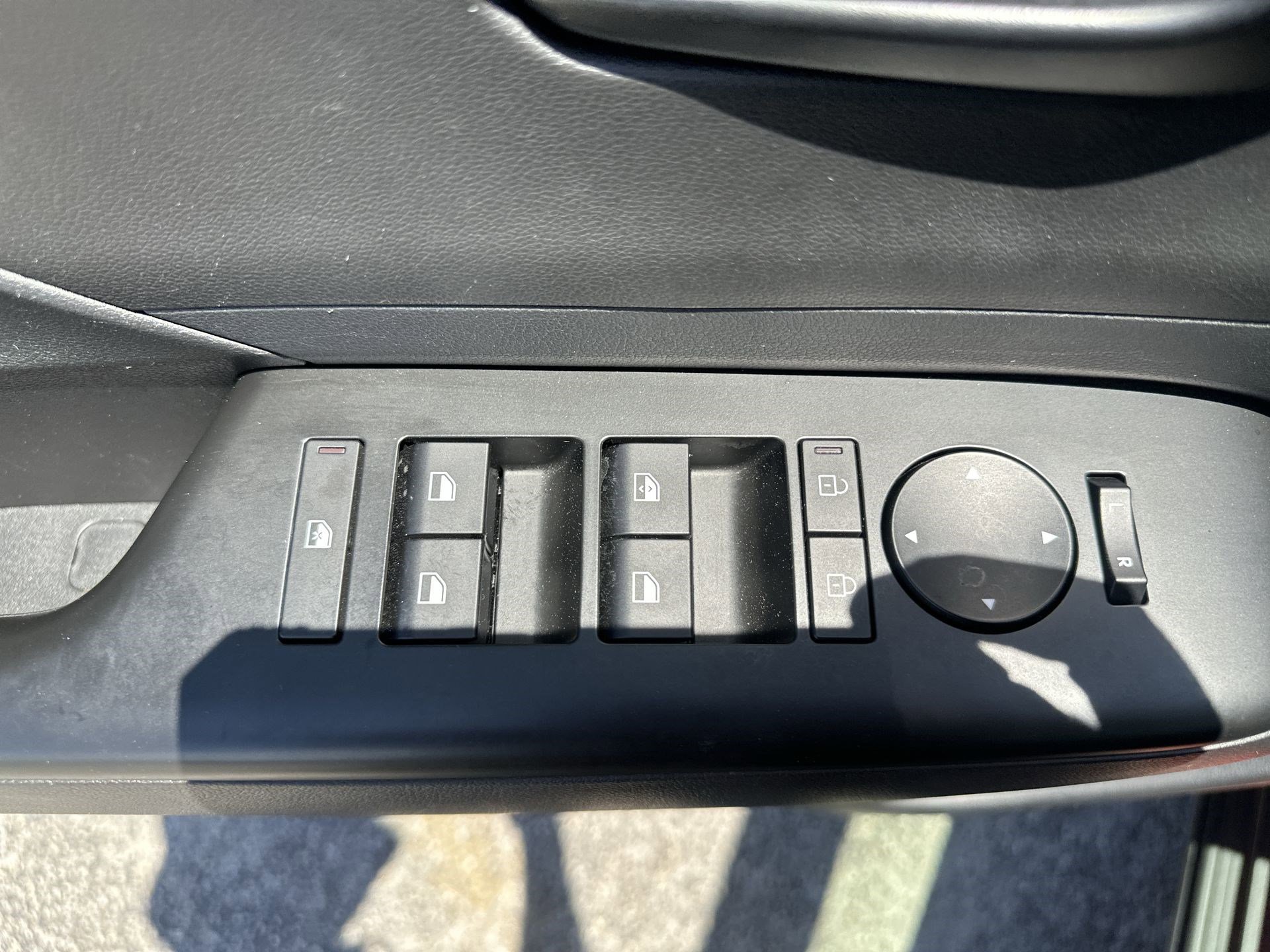 Used 2024 Hyundai Kona SE FWD image 15