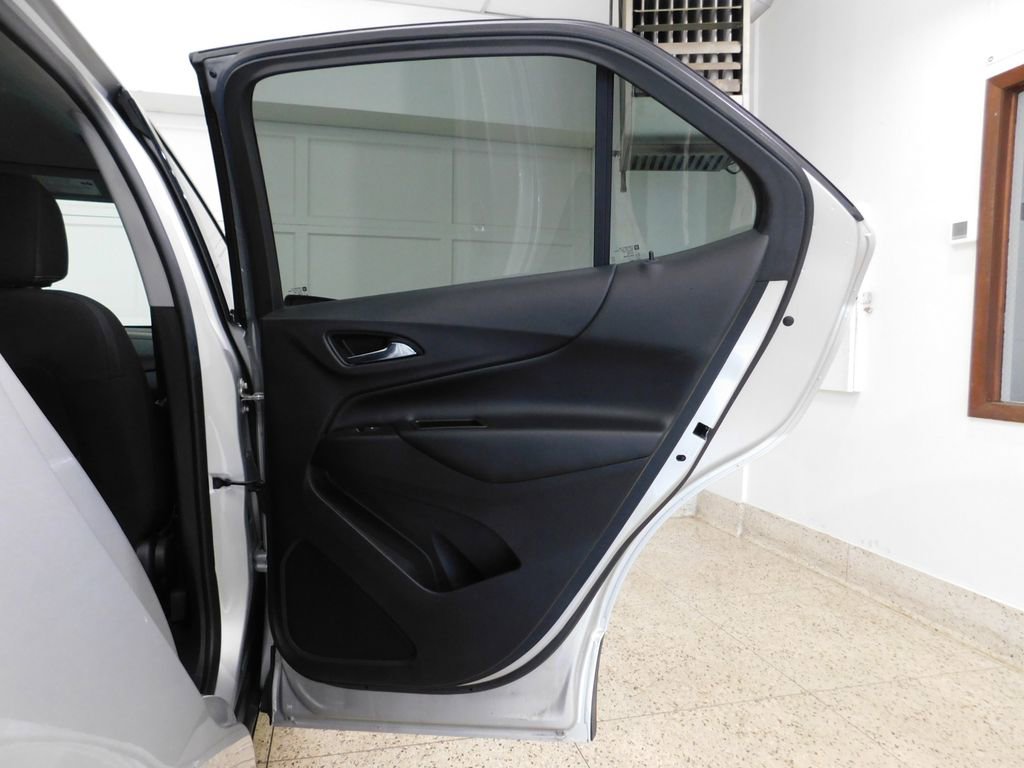 Used 2020 Chevrolet Equinox LT image 87