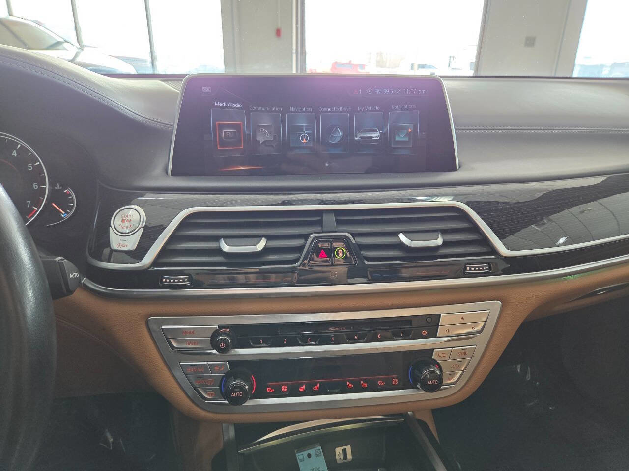 Used 2016 BMW 750i xDrive image 30