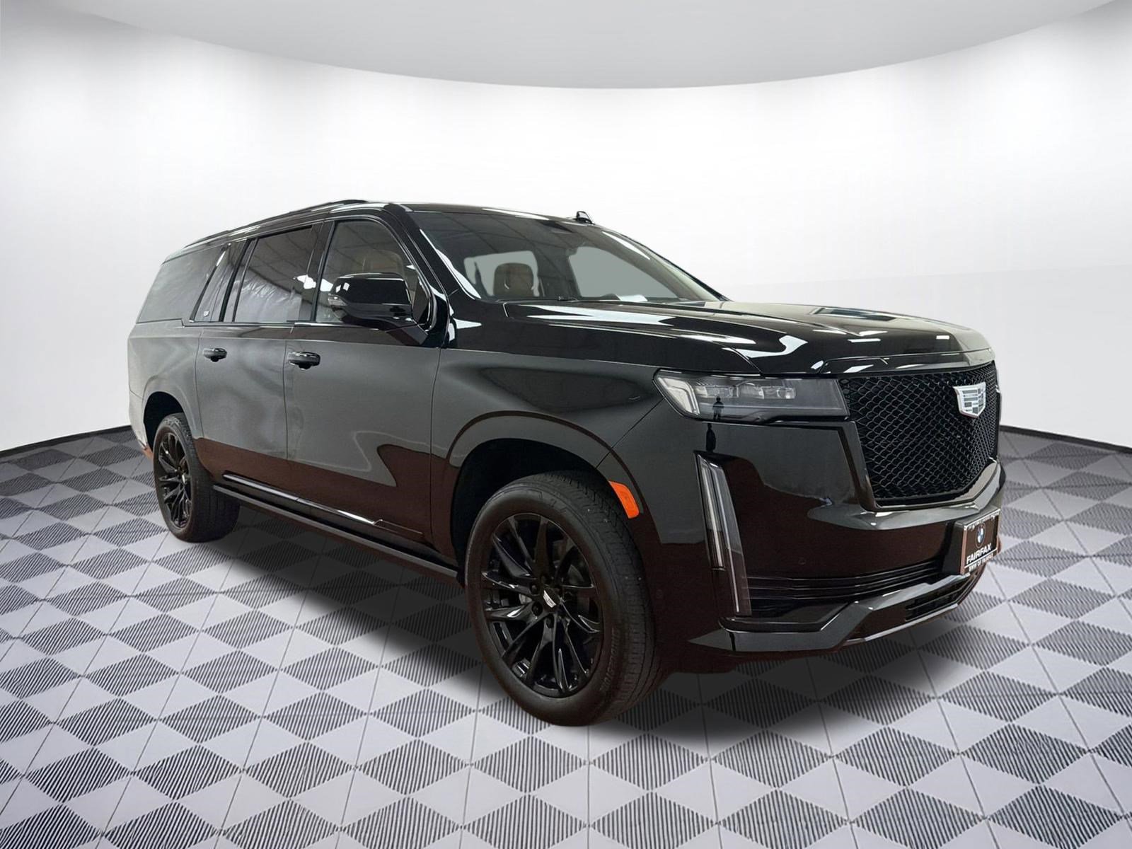 Used 2024 Cadillac Escalade ESV Sport w/ LPO, ONYX Package image 6