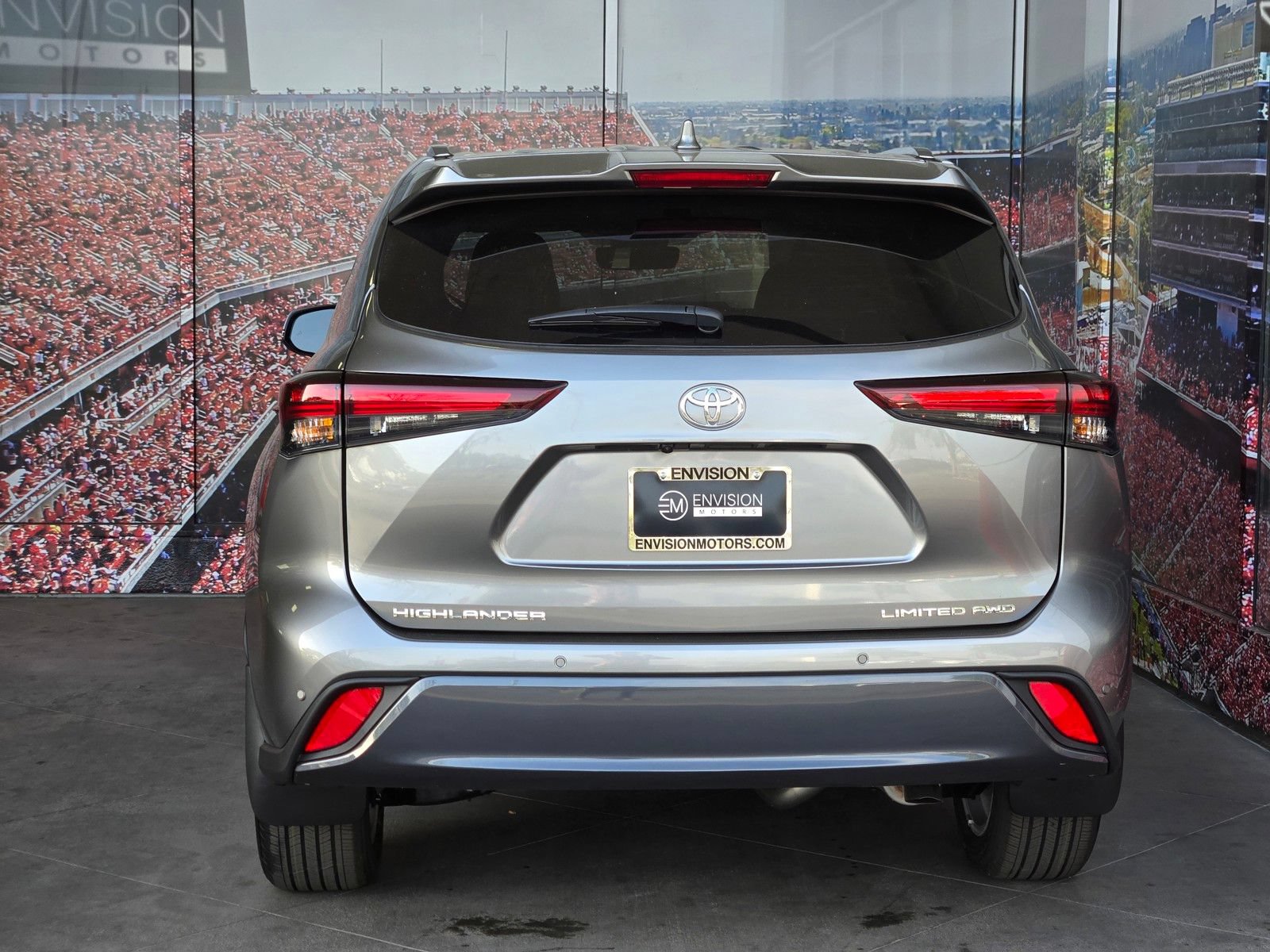 Certified 2026 Toyota Highlander Limited AWD/4WD image 7