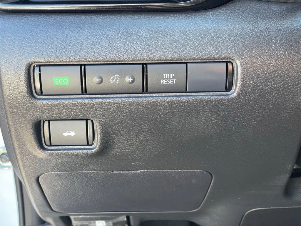 Used 2024 Nissan Sentra SV w/ All-Weather Package FWD image 13
