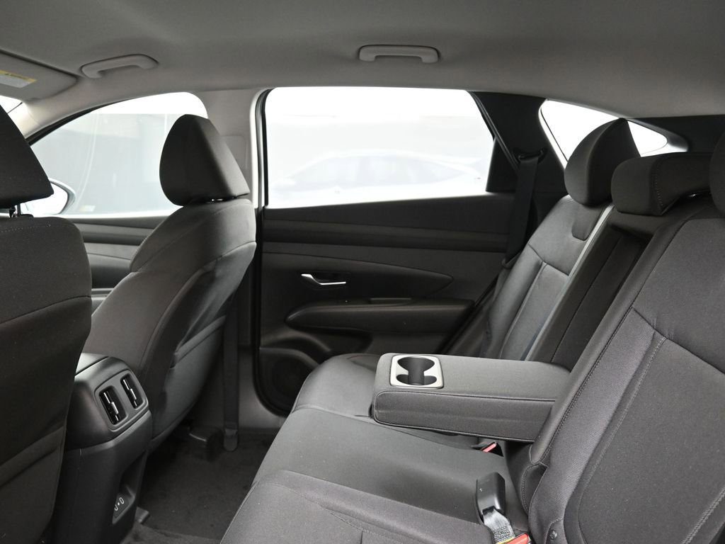 New 2026 Hyundai Tucson Blue SE image 18