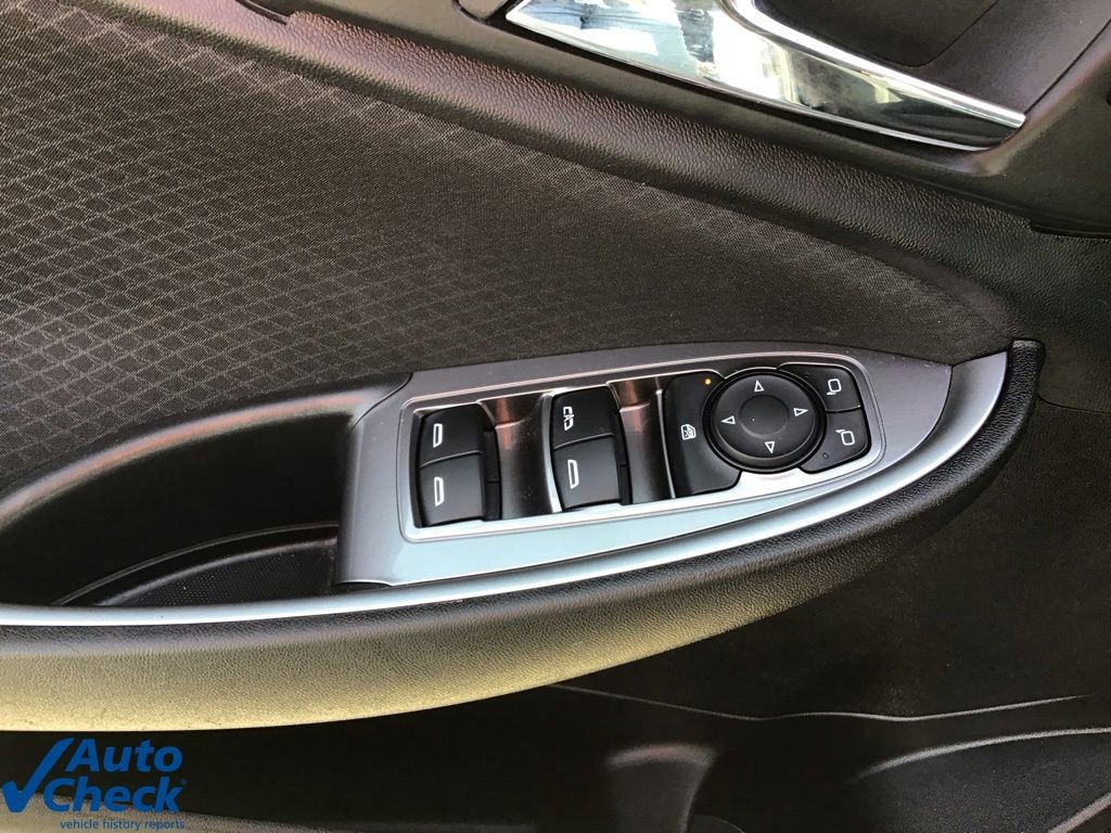 Used 2024 Chevrolet Malibu LT image 25