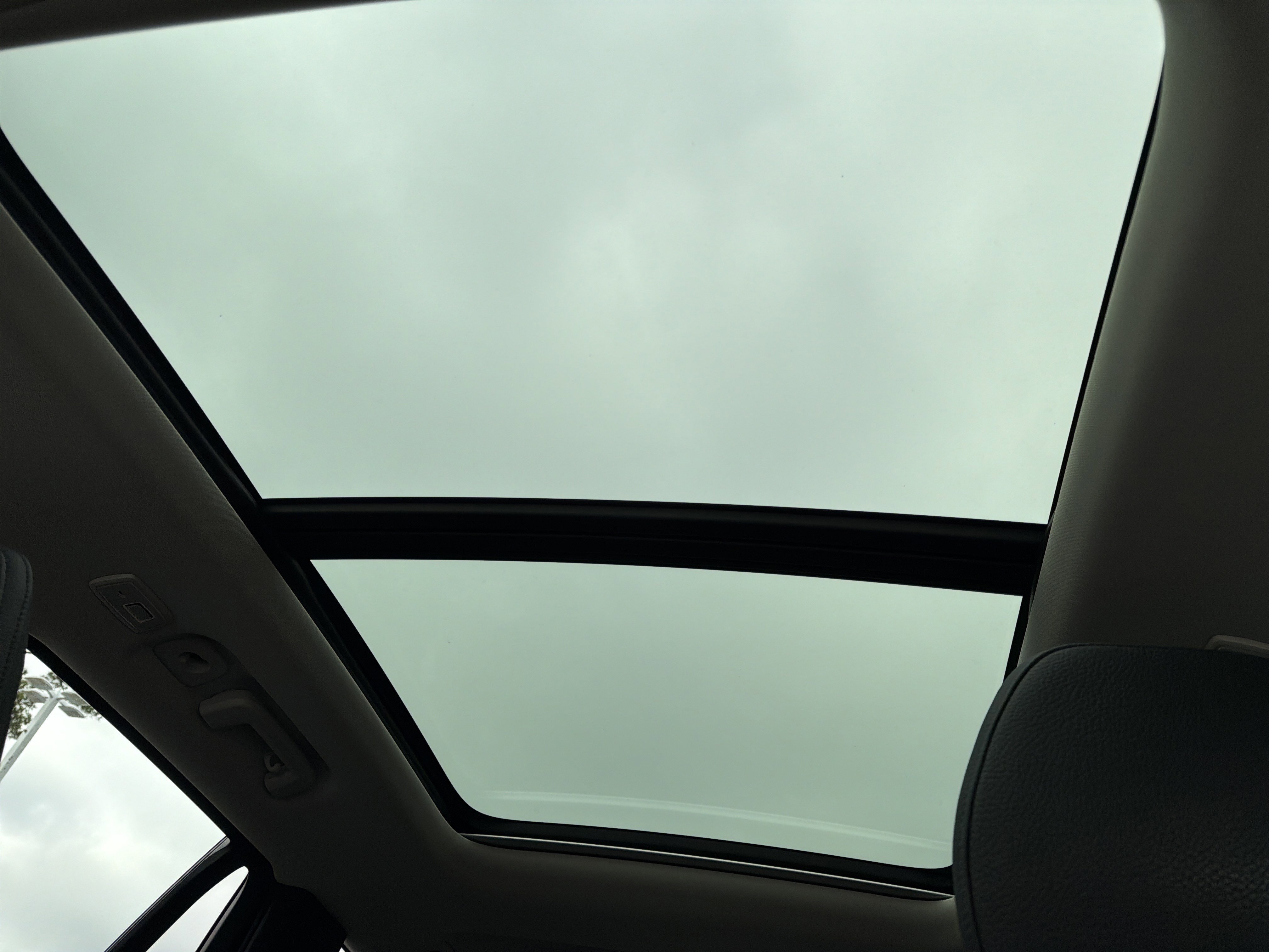 Certified 2024 Volvo XC90 B6 Plus w/ Protection Package Premier image 28