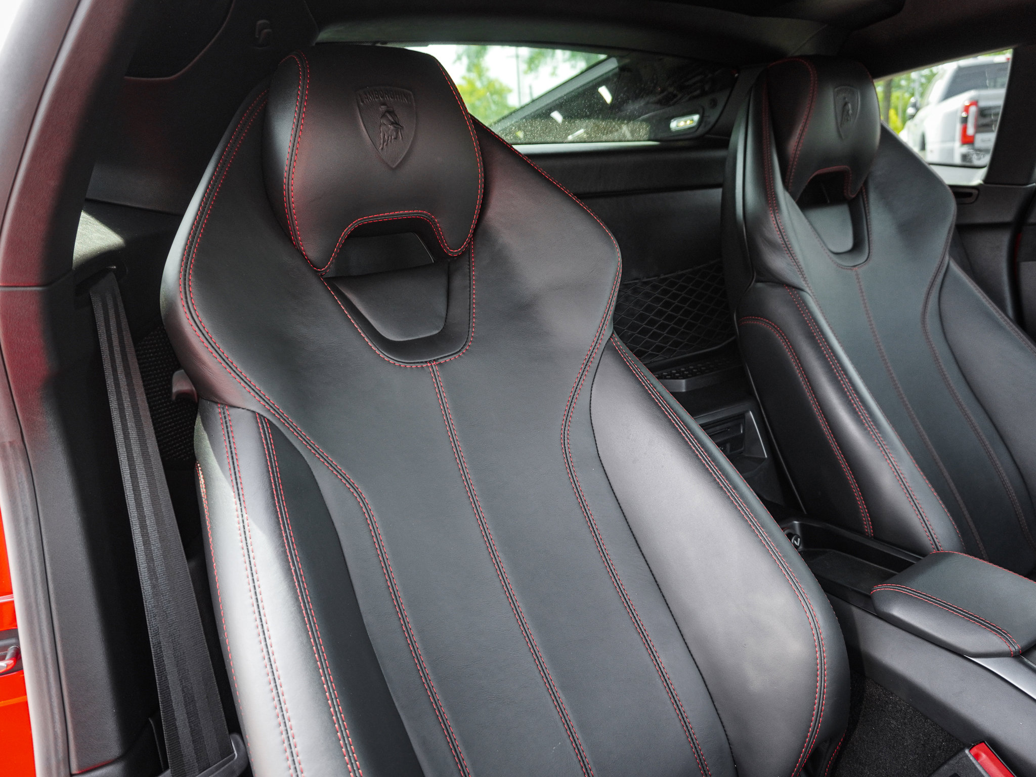 Used 2019 Lamborghini Huracan LP 580-2 RWD image 33