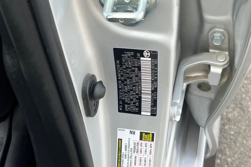 Certified 2025 Toyota Corolla SE image 32