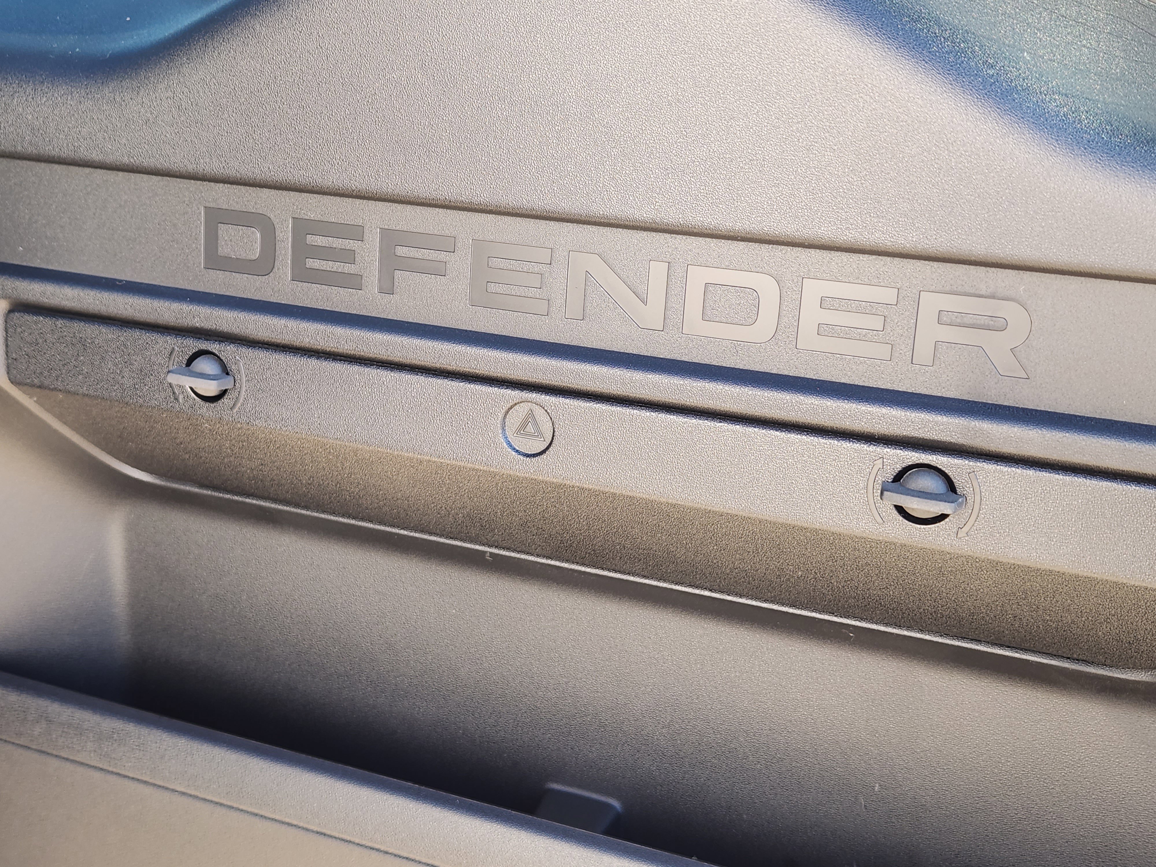 New 2026 Land Rover Defender 110 S image 33