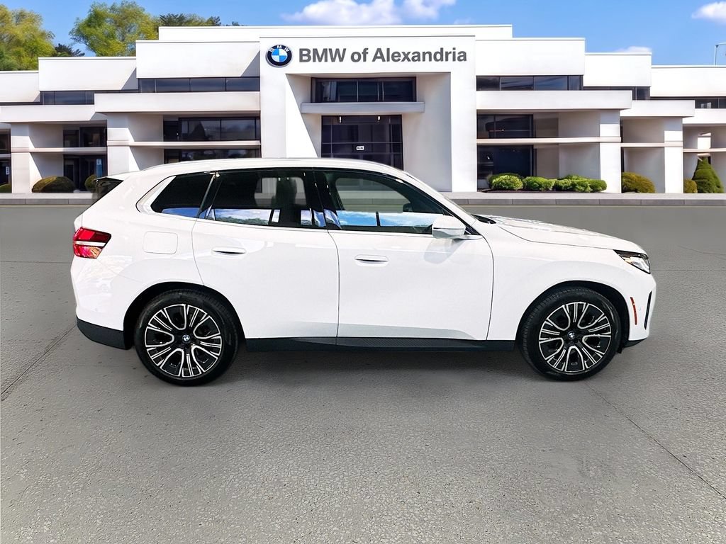 Used 2026 BMW X3 xDrive30i w/ Convenience Package AWD/4WD image 4