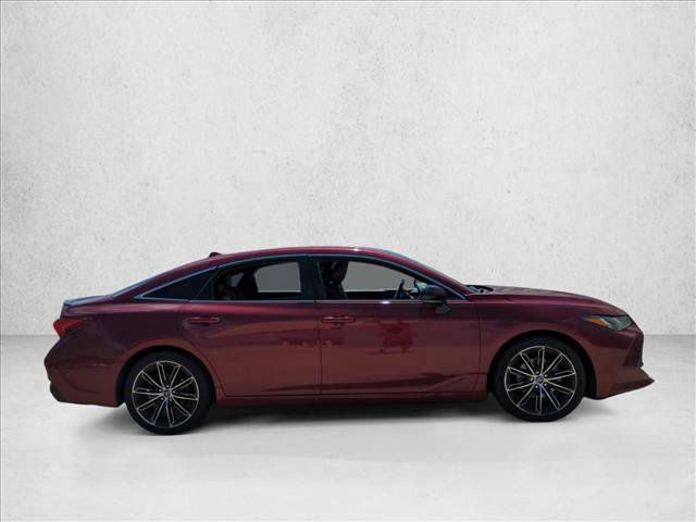 Certified 2019 Toyota Avalon Touring w/ Advanced Safety Package FWD image 4