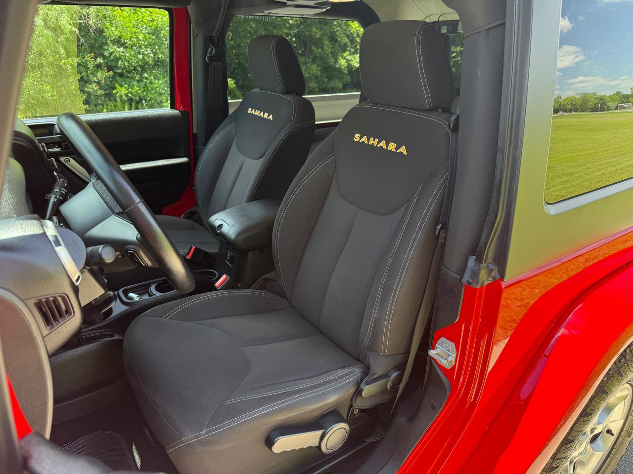 Used 2015 Jeep Wrangler Sahara w/ Trailer Tow Group AWD/4WD image 14