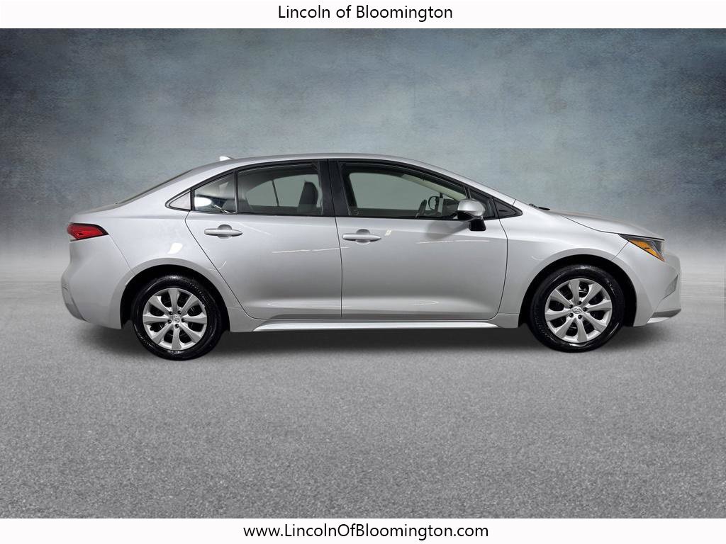 Used 2026 Toyota Corolla LE FWD image 7