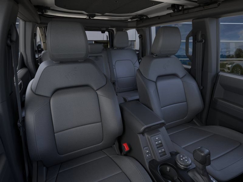 New 2026 Ford Bronco Outer Banks w/ Sasquatch Package AWD/4WD image 5