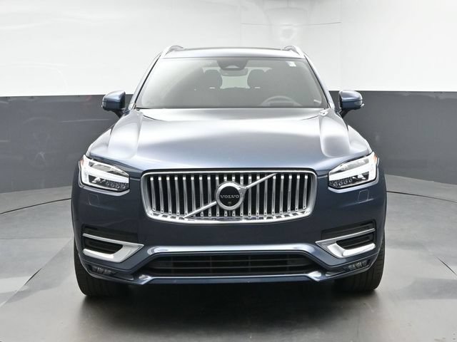 Used 2023 Volvo XC90 B6 Ultimate w/ Protection Package AWD/4WD image 3
