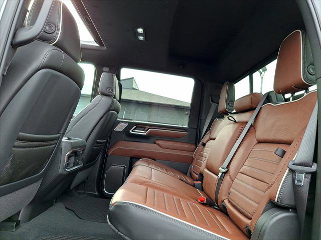 Used 2025 GMC Sierra 2500 Denali Ultimate image 12