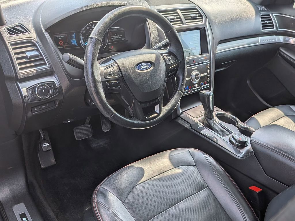 Used 2017 Ford Explorer Sport w/ Equipment Group 401A AWD/4WD image 18