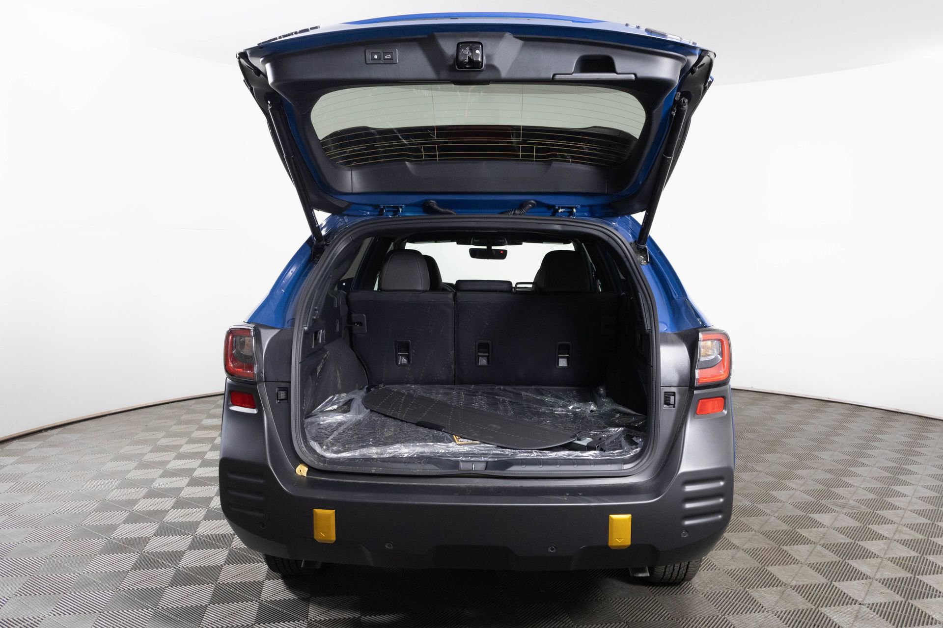 Used 2025 Subaru Outback Wilderness image 38