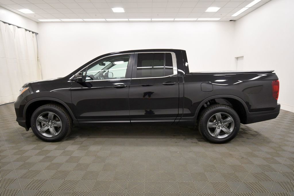 Certified 2023 Honda Ridgeline RTL image 4