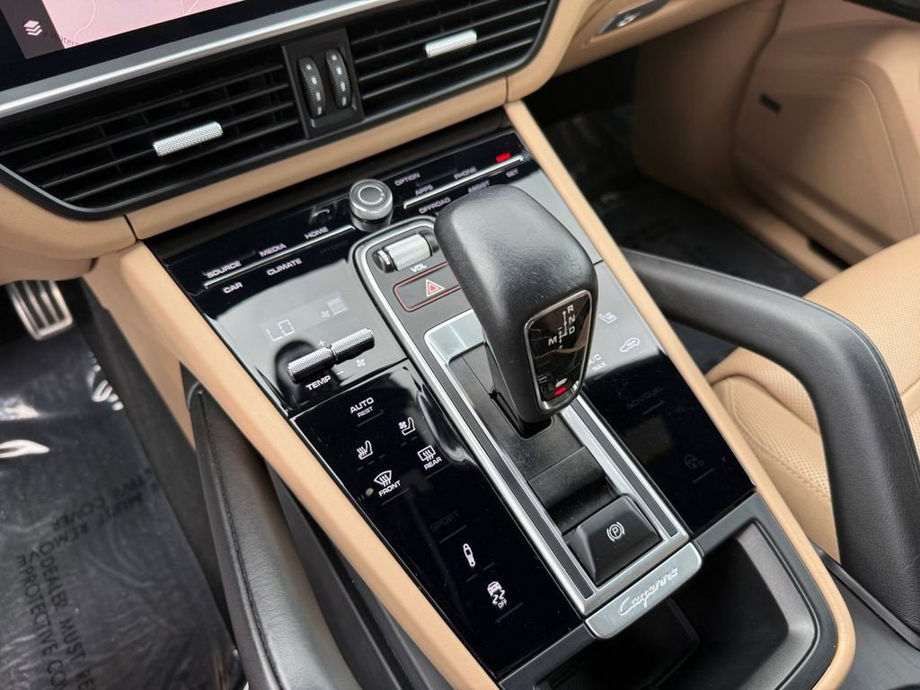 Used 2023 Porsche Cayenne GTS AWD/4WD image 20