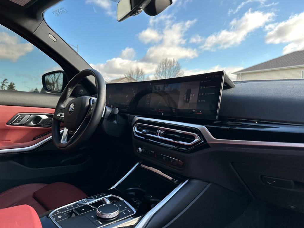 Used 2023 BMW 330i xDrive Sedan w/ Premium Package AWD/4WD image 25