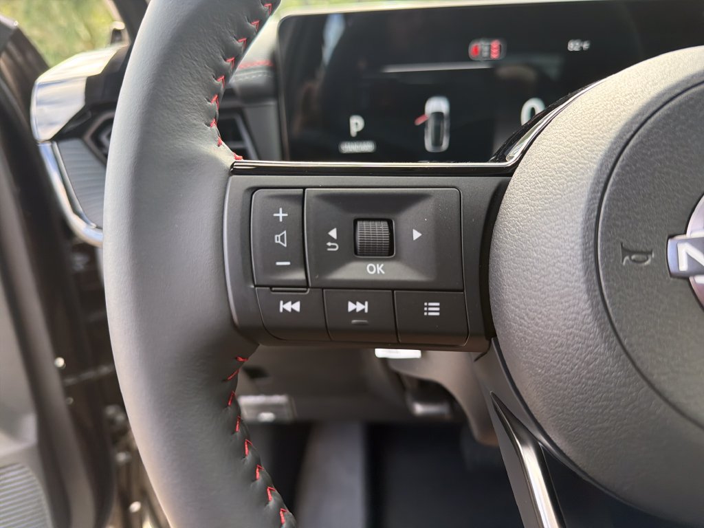New 2026 Nissan Kicks SR FWD image 20