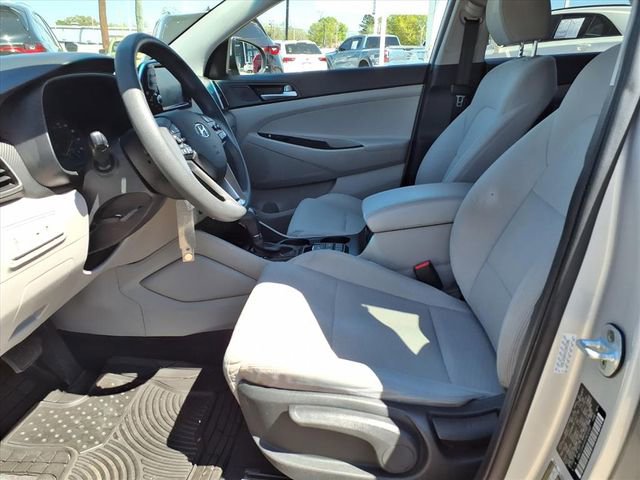 Used 2019 Hyundai Tucson SE image 17