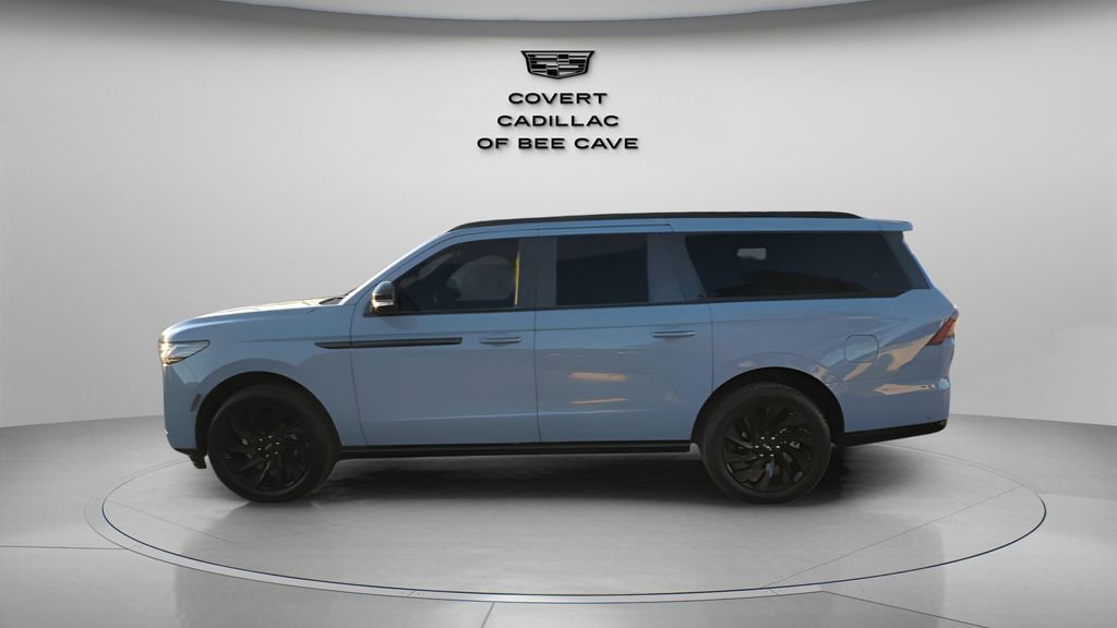 Used 2025 Lincoln Navigator L Reserve w/ Jet Appearance Package image 5