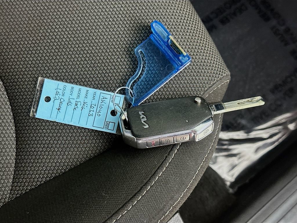 Used 2023 Kia Forte LXS image 32