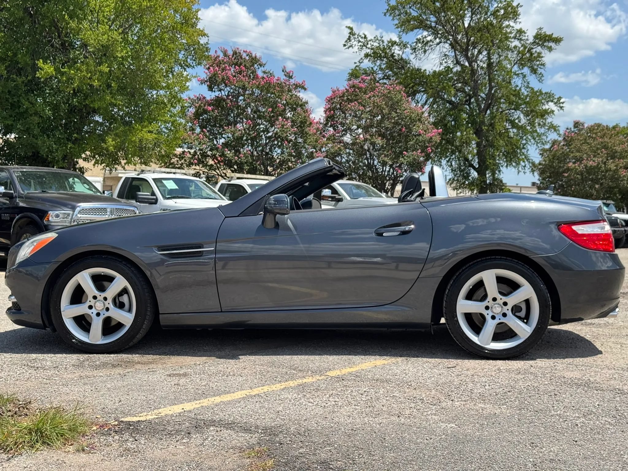 Used 2015 Mercedes-Benz SLK 250 image 5